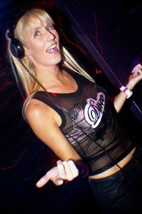 Queen of Retro Jane Angel Returns To Colne!