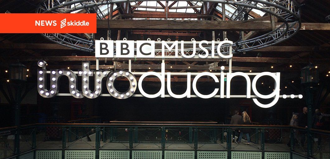 BBC Introducing criticised for championing AI "artist"