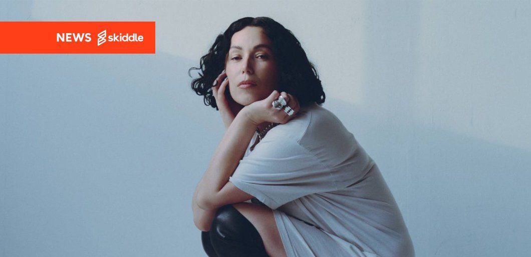 Kelly Lee Owens announces new EP 'Kelly'