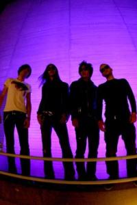 Ga Ga's Return as Slaves to Gravity!