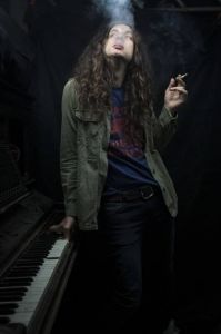 Kurt Vile and The Violators supported by  Waxahatchee 