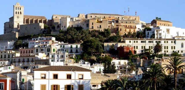 Ibiza Town Guides: Figueretas
