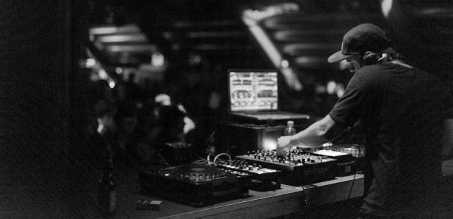 mute! presents East End Dubs & System 2