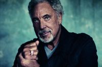 Tom Jones set for Tatton Park gig