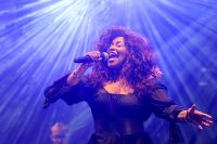 Queen of funk Chaka Khan live dates