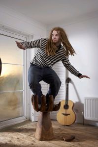 Loopallu Festival announces NEWTON FAULKNER 