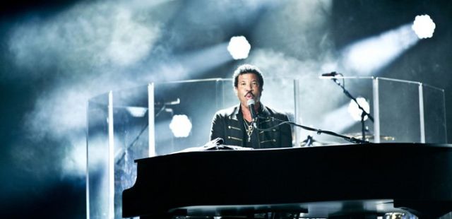 Lionel Richie the first name on Glastonbury Line up