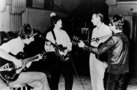 Beatles producer George Martin dies