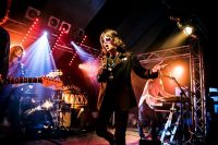 Watch performances from This Feeling 'Alive' tour warm up show